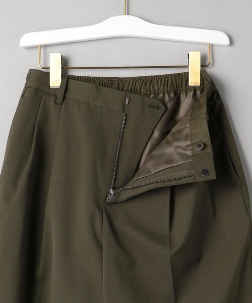 BEAUTY&YOUTH UNITED ARROWS（ビューティーアンドユースユナイテッドアローズ）の「BY タックイージー ワイドストレートパンツ -ウォッシャブル-（その他パンツ・レディース・レッド/オフホワイト/オリーブ・S/M）」の15枚目の写真