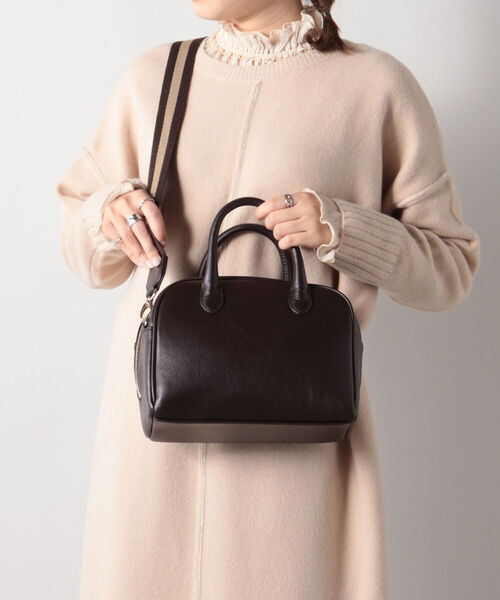 fredy repit（フレディレピ）の「[新色追加]ラインテープショルダー レザーボストンバッグ（ショルダーバッグ・レディース・ブラック/ダークブラウン/ベージュ・FREE）」の18枚目の写真