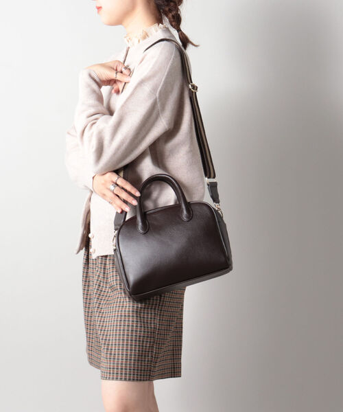 fredy repit（フレディレピ）の「[新色追加]ラインテープショルダー レザーボストンバッグ（ショルダーバッグ・レディース・ブラック/ダークブラウン/ベージュ・FREE）」の15枚目の写真