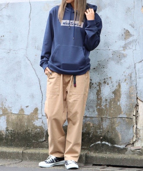 WILD THINGS(ワイルドシングス)の「WILDTHINGS / ワイルドシングス LOGO SWEAT PARKA フーディー フロントロゴ ボックスロゴ ビッグシルエット(パーカー・メンズ・グレー/ブラック/ネイビー・S/XL/L/M)」の20枚目の写真