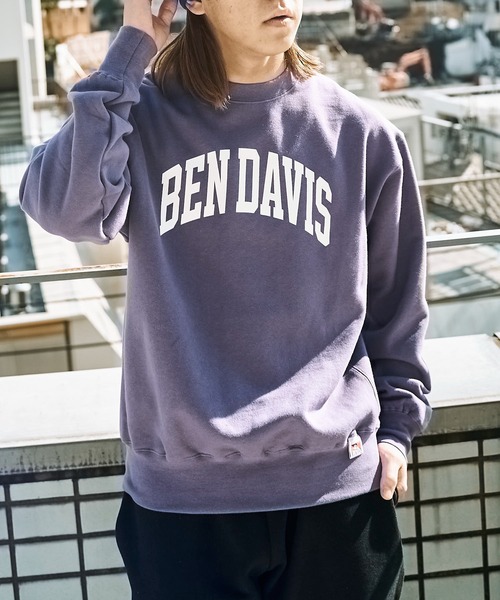 BEN DAVIS（ベンデイビス）の「【BENDAVIS/ベンデイビス】カレッジロゴ　プルオーバースウェット/ユニセックス（スウェット・メンズ・ライトグレー/パープル/ブラック/ネイビー・LARGE/X-LARGE/SMALL/MEDIUM）」の4枚目の写真