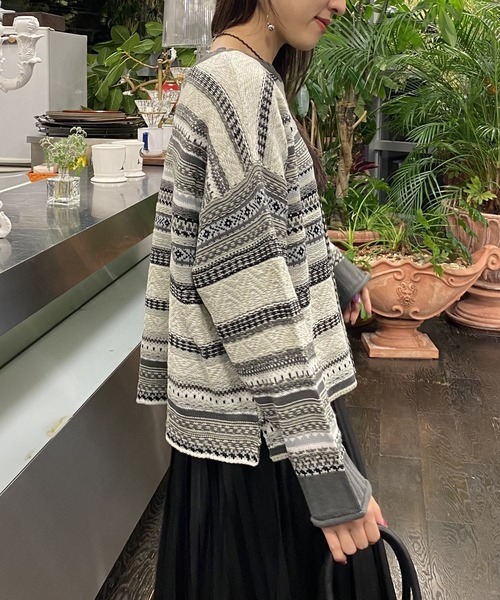 AS KNOW AS PINKY(アズノゥアズピンキー)の「組ませてジャカードプルオーバー(ニット/セーター・レディース・ブラック/ベージュ/ネイビー・FREE)」の17枚目の写真