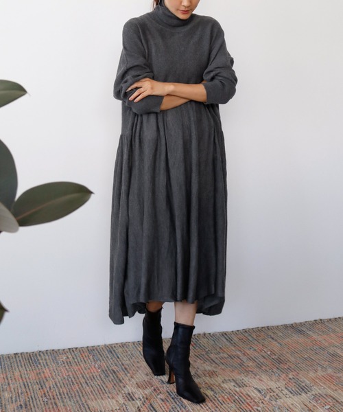 ELFRANK(エルフランク)の「タートルネックニットフレアロングワンピース(ワンピース・レディース・ブラック/ベージュ/チャコールグレー/ピンク/ネイビー/ライトグレー/カーキ・FREE)」の10枚目の写真