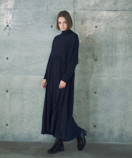 タートルネックニットフレアロングワンピース