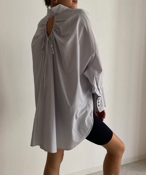 Avvenente（アベネンテ）の「【Avvenente】バックオープンオーバーシャツ（シャツ/ブラウス・レディース・ブラック/オフホワイト/ピンク/ストライプ・FREE）」の15枚目の写真