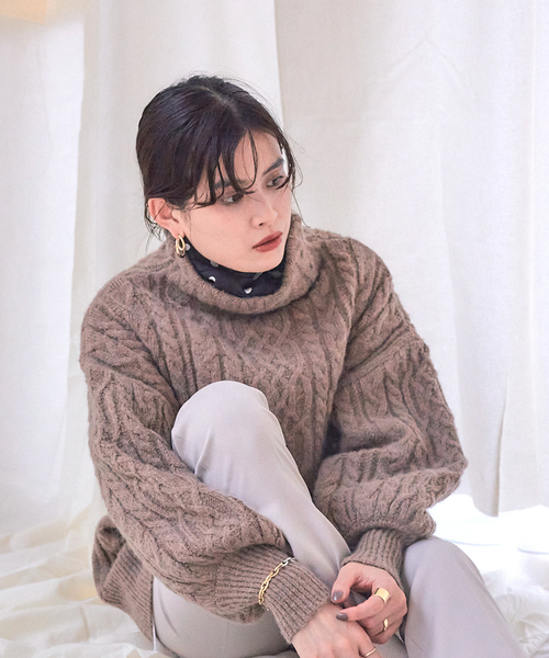 Rouge vif（ルージュヴィフ）の「【WEB先行販売】モヘヤ/ストレッチケーブルニット（ニット/セーター・レディース・アイボリー/ベージュ/ブラック・フリー）」の3枚目の写真