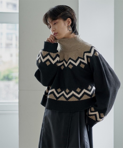 miette（ミエット）の「ﾉﾙﾃﾞｨｯｸﾀﾞﾒｰｼﾞﾊｲﾈｯｸｼｮｰﾄﾆｯﾄ（ニット/セーター・レディース・ブラック/グレイッシュベージュ・FREE）」の2枚目の写真