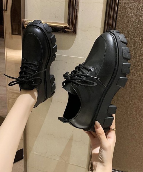 SVEC（シュベック）の「チャンキーソール ラウンドトゥ レースアップ オックスフォードシューズ（ドレスシューズ・レディース・ブラック/ブラック系その他・37/35/40/36/38/39）」の5枚目の写真