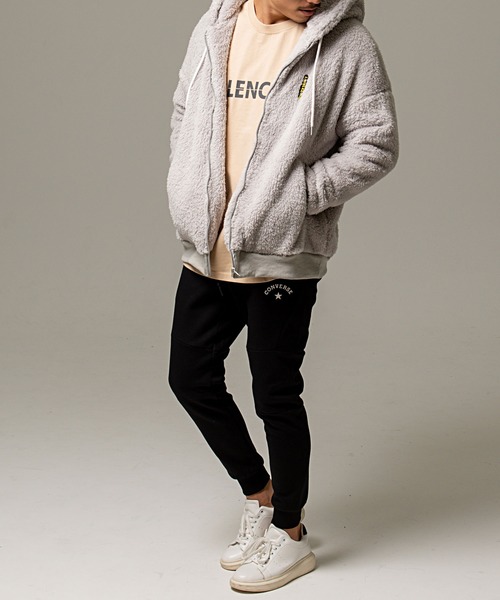 CONVERSE（コンバース）の「『CONVERSE/コンバース』ロゴプリント入りスウェットパンツ（スウェットパンツ・メンズ・グレー/チャコール/ブラック・L/XL/M）」の8枚目の写真