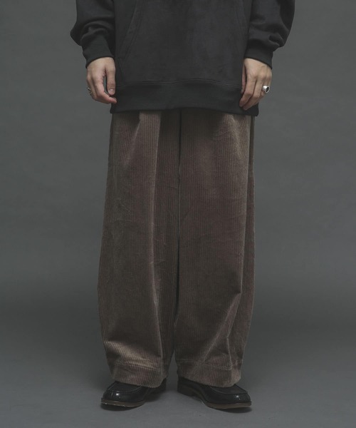 SENSE OF PLACE by URBAN RESEARCH（センスオブプレイスバイアーバンリサーチ）の「ヘビーコーデュロイワイドパンツ（その他パンツ・メンズ・ライトブルー/ブラック/ベージュ・MEDIUM/LARGE）」の4枚目の写真