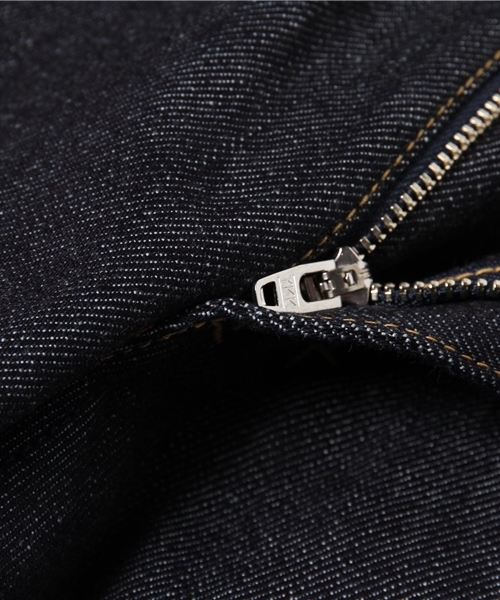 n(n) BY NUMBER (N)INE（エヌエヌバイナンバーナイン）の「テーパードパンツ＿ストレッチデニム(リジット)（デニムパンツ・メンズ・ブラック/ブルー/オフホワイト・3×30/2×32/5×30/3×32/4×32/2×30/5×32/4×30）」の6枚目の写真