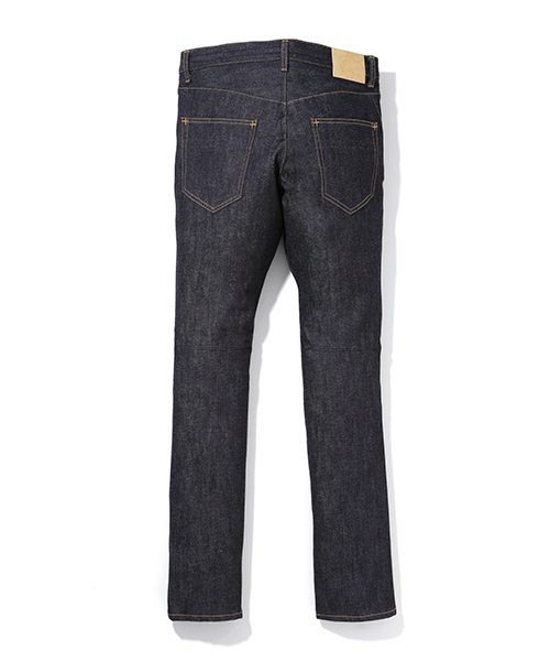 n(n) BY NUMBER (N)INE（エヌエヌバイナンバーナイン）の「テーパードパンツ＿ストレッチデニム(リジット)（デニムパンツ・メンズ・ブラック/ブルー/オフホワイト・3×30/2×32/5×30/3×32/4×32/2×30/5×32/4×30）」の14枚目の写真