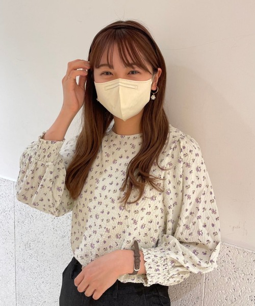 flower(フラワー)の「ベロアタイトヘアバンド(カチューシャ・レディース・ブラック/ピンク/ブラウン/ベージュ・FREE)」の22枚目の写真