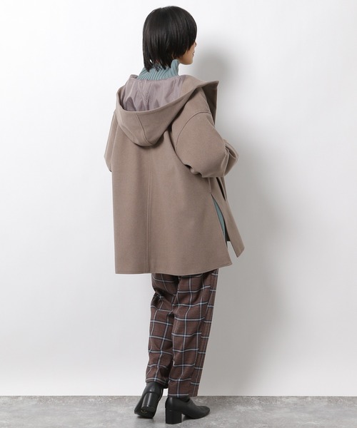 LAKOLE(ラコレ)の「ウーリーテックフーデッドポンチョコート / 255800(ポンチョ・レディース・ベージュ/サンドグレー/アイボリー・SMALL/MEDIUM)」の15枚目の写真