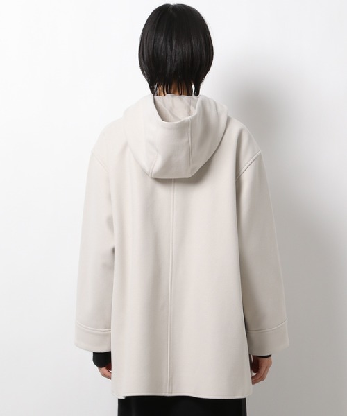 LAKOLE(ラコレ)の「ウーリーテックフーデッドポンチョコート / 255800(ポンチョ・レディース・ベージュ/サンドグレー/アイボリー・SMALL/MEDIUM)」の22枚目の写真