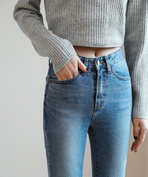 by muni:r（バイ ムニール）の「ハイウエストロングスリムブーツカット（デニムパンツ・レディース・ブルー・SMALL/MEDIUM）」の11枚目の写真