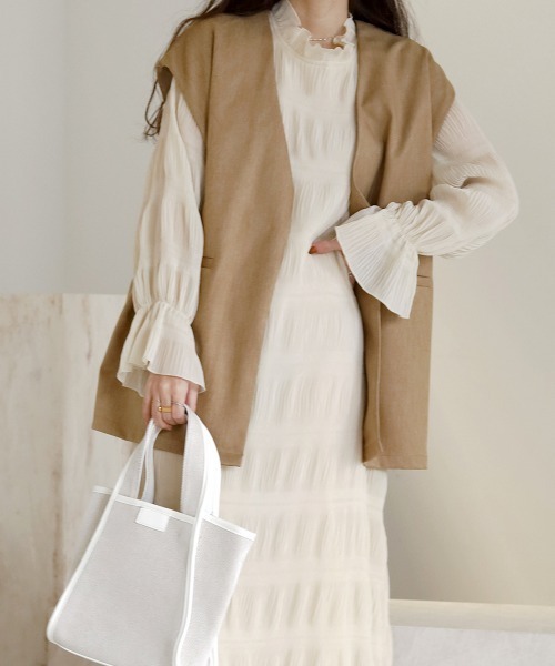 Bab(バブ)の「【セットアップ対応】ノーカラーベスト(ベスト・レディース・ブラウン/ライトグリーン/ベージュ・M)」の4枚目の写真