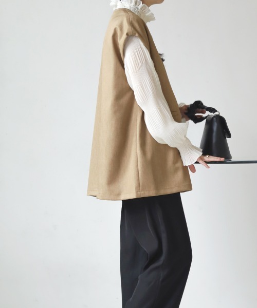 Bab(バブ)の「【セットアップ対応】ノーカラーベスト(ベスト・レディース・ブラウン/ライトグリーン/ベージュ・M)」の5枚目の写真