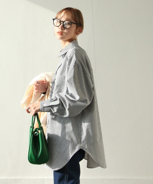Chillfar（チルファー）の「ストライプルーズシャツ ビッグシルエット（シャツ/ブラウス・レディース・グリーン/ネイビー/ブラック・MEDIUM/LARGE）」の11枚目の写真