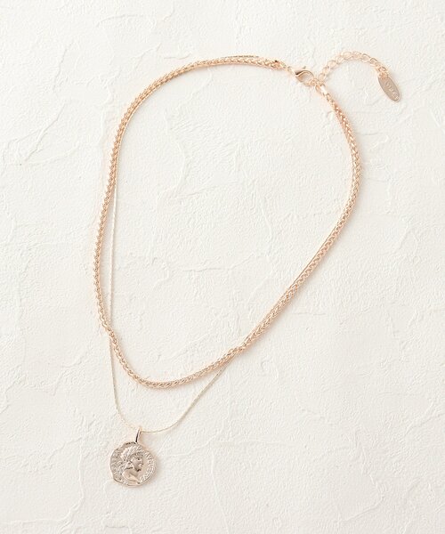 SHOO・LA・RUE（シューラルー）の「◆コインモチーフ2連ネックレス（ネックレス・レディース・シルバー/ゴールド/ベビーピンク・00）」の2枚目の写真