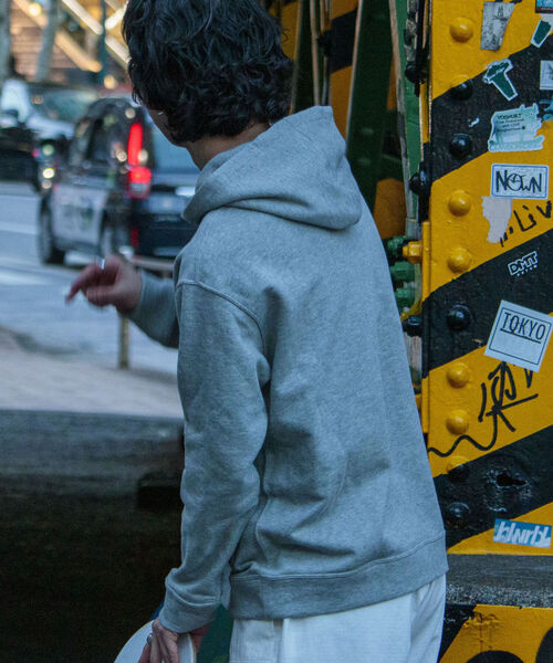 GLOSTER（グロスター）の「【GLOSTER/グロスター】スナップスウェットフーディ（パーカー・メンズ・アイボリー/グレー・MEDIUM/LARGE）」の5枚目の写真