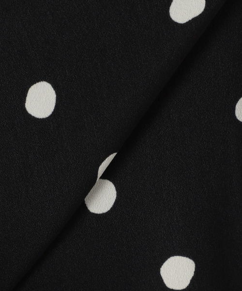 Simplicite(サンプリシテ)の「ドットプリントタックパンツ(スラックス・レディース・ブラック/ブルー/ナチュラル・FREE)」の6枚目の写真