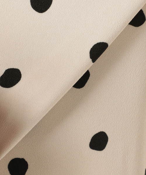 Simplicite(サンプリシテ)の「ドットプリントタックパンツ(スラックス・レディース・ブラック/ブルー/ナチュラル・FREE)」の8枚目の写真