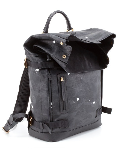 GENTIL BANDIT（ジャンティバンティ）の「GENTIL BANDIT（ジャンティバンティ）ロールトップバックパック（バックパック/リュック・メンズ・チャコール・FREE）」の6枚目の写真