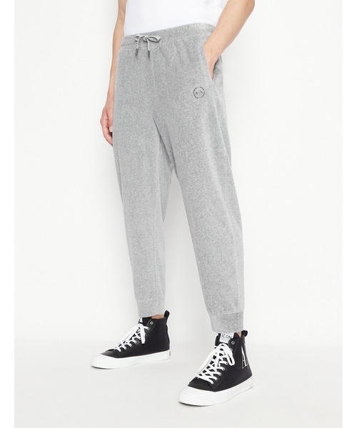 ARMANI EXCHANGE（アルマーニエクスチェンジ）の「【A|X アルマーニ エクスチェンジ】サークルA|Xロゴ　シェニール　スウェットジョガーパンツ（スウェットパンツ・メンズ・ブラック/ライトグレー系1・SMALL/X-SMALL/MEDIUM/LARGE/X-LARGE）」の2枚目の写真