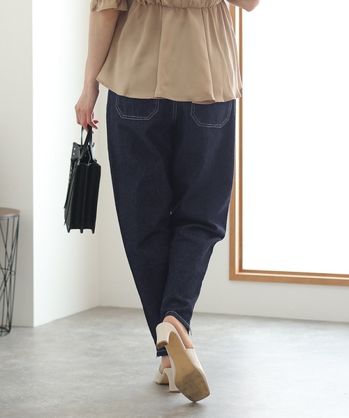 ElegChic（エレグシック）の「エッジテーパードデニムパンツ（デニムパンツ・レディース・ワンウォッシュ/ブルー・3L/4L/L/XL/M）」の9枚目の写真