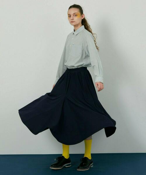 FRAPBOIS（フラボア）の「キュラースカート（スカート・レディース・ネイビー/グレイッシュベージュ・1）」の12枚目の写真