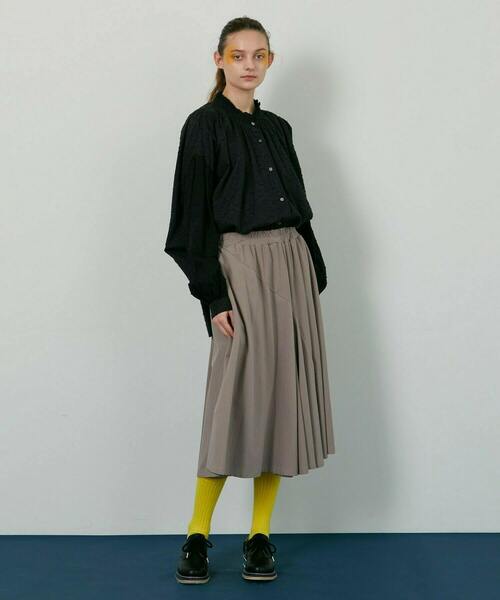 FRAPBOIS（フラボア）の「キュラースカート（スカート・レディース・ネイビー/グレイッシュベージュ・1）」の16枚目の写真