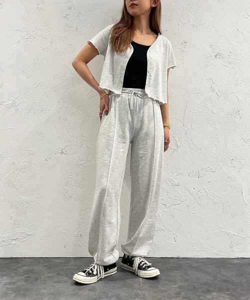 apres jour mignon(アプレジュールミニョン)の「スウェットトップス【SETUP着用可能】【ZOZOTOWN限定アイテム】(カーディガン/ボレロ・レディース・ブラック/ダークグリーン/ナチュラル/ライトイエロー・X-LARGE/フリー)」の5枚目の写真