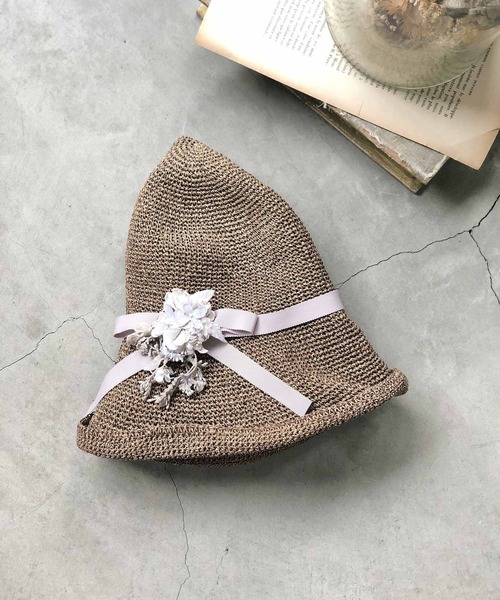 m.soeur（エムスール）の「ライラックとレースのペーパーハット＊コサージュ付き（ハット・レディース・ブラウン・FREE）」の6枚目の写真