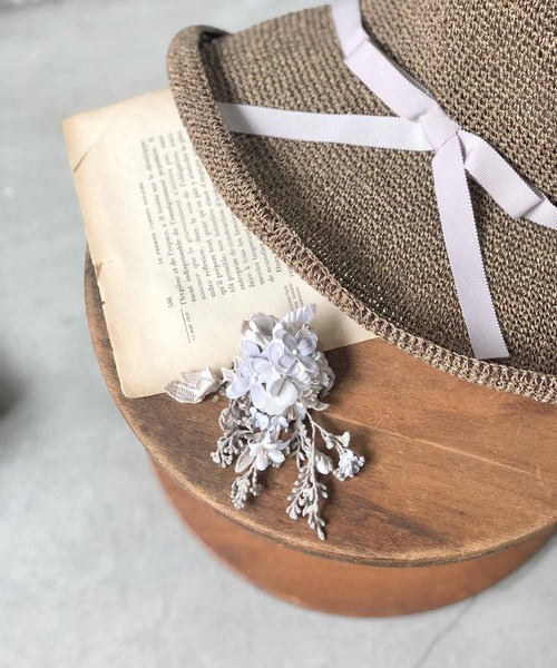 m.soeur（エムスール）の「ライラックとレースのペーパーハット＊コサージュ付き（ハット・レディース・ブラウン・FREE）」の7枚目の写真