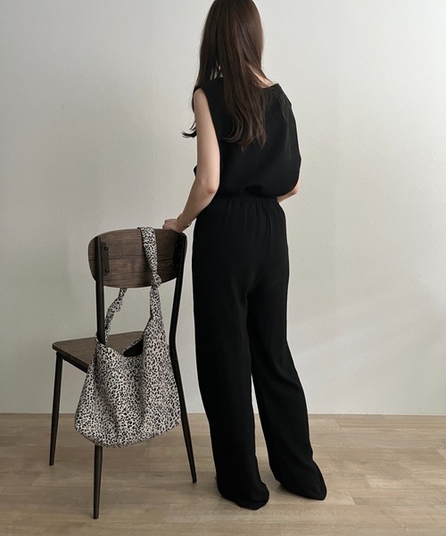 ISOOK(アイスー)の「【ZOZOTOWN限定】Linen loose wide pants / リネンルーズワイドパンツ(その他パンツ・レディース・アイボリー/ブラック・FREE)」の13枚目の写真