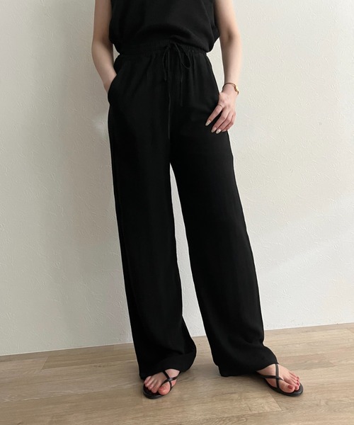 ISOOK(アイスー)の「【ZOZOTOWN限定】Linen loose wide pants / リネンルーズワイドパンツ(その他パンツ・レディース・アイボリー/ブラック・FREE)」の4枚目の写真