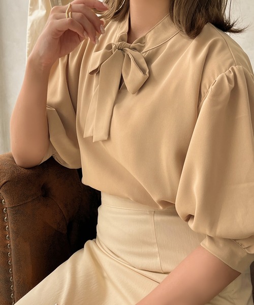apres jour clair(アプレジュールクレア)の「【apres jour clair】 2WAY袖ボリュームブラウス【ZOZOTOWN限定アイテム】(シャツ/ブラウス・レディース・ブラック/ベージュ/アイボリー・X-LARGE/フリー)」の5枚目の写真
