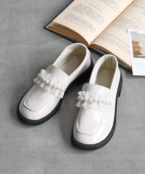 NOFALL（ノーフォール）の「パールフリルローファー（ローファー・レディース・ホワイト系その他/ブラック系その他・S/3L/L/LL/M）」の2枚目の写真