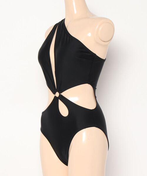 ANNEBRA（アンブラ）の「Black Coral カッティングデザイン