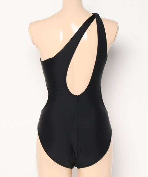 ANNEBRA（アンブラ）の「Black Coral カッティングデザイン