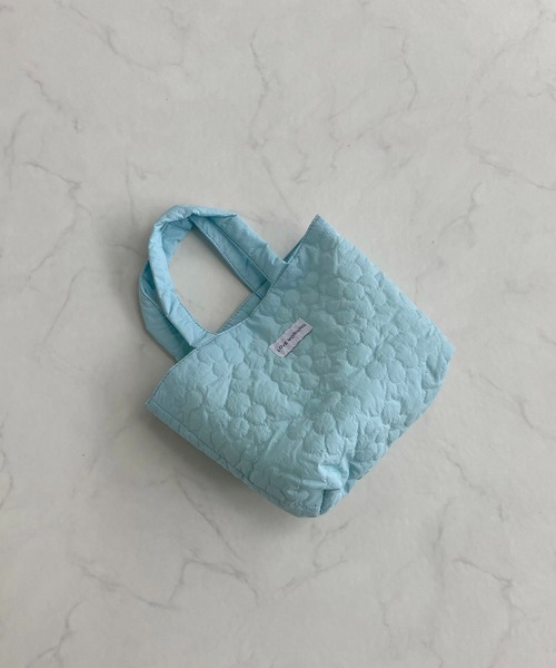 AS KNOW AS plus(アズノゥアズプラス)の「お花 キルティングバッグ(トートバッグ・レディース・ピンク/イエロー/ブルー/アイボリー/レモンイエロー/グリーン系/ピンク系/イエロー系/ホワイト・FREE)」の14枚目の写真