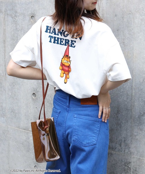 Right-on(ライトオン)の「【Garfield】プリントTシャツ(Tシャツ/カットソー・レディース・ホワイト/パープル/ダークグレー・M/L)」の2枚目の写真