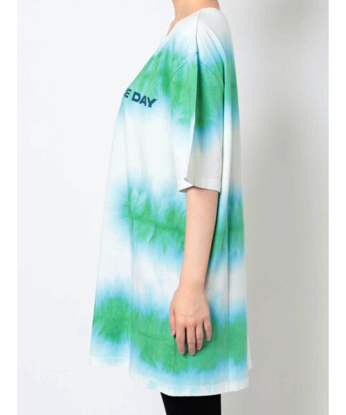 EVRIS（エヴリス）の「ロゴタイダイTシャツワンピース（ワンピース・レディース・ブルー/グリーン・FREE）」の21枚目の写真