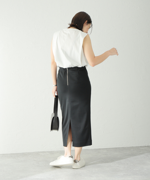 Spick & Span（スピックアンドスパン）の「バックスリットフライススカート（スカート・レディース・ブラック/ベージュ・38/36）」の22枚目の写真