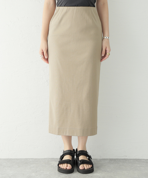 Spick & Span（スピックアンドスパン）の「バックスリットフライススカート（スカート・レディース・ブラック/ベージュ・38/36）」の9枚目の写真