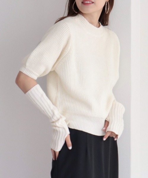 fredy emue（フレディエミュ）の「アームウォーマー付き半袖ニット（ニット/セーター・レディース・ネイビー/オフホワイト/サックスブルー/ピンク/ベビーピンク・38）」の2枚目の写真