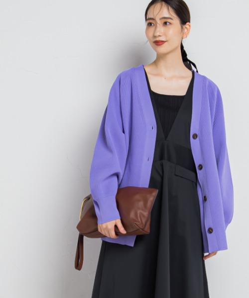 Droite lautreamont（ドロワットロートレアモン）の「Vネックニット 