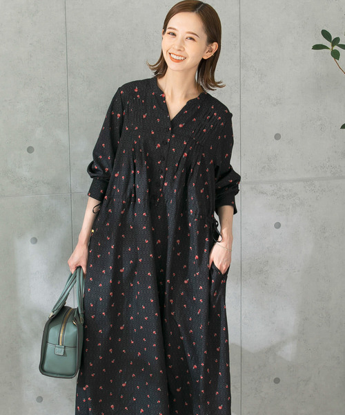 【最終価格】アーバンリサーチロッソ　◼チェックフラワーVネックワンピース 楽天市場】チェックフラワーVネックワンピース／アーバン