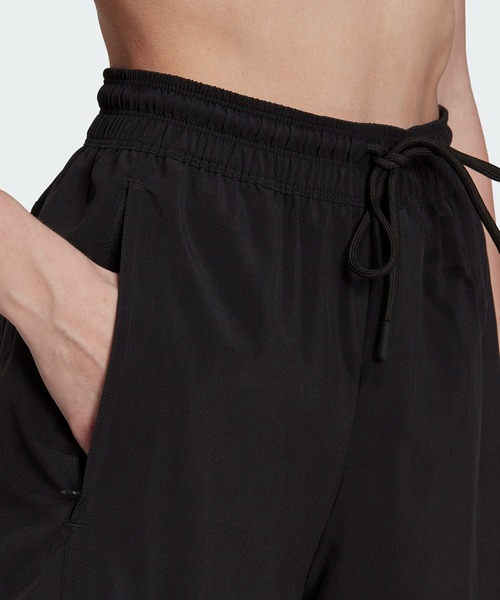 adidas by Stella McCartney（アディダスバイステラマッカートニー）の「【adidas by Stella McCartney】 TruePurpose トレーニングショーツ（レディース）（その他パンツ・レディース・ブラック/グリーン・MEDIUM/SMALL/X-LARGE/LARGE）」の5枚目の写真